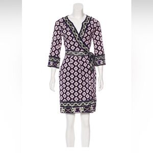 DVF silk wrap dress 🎀🖤💃